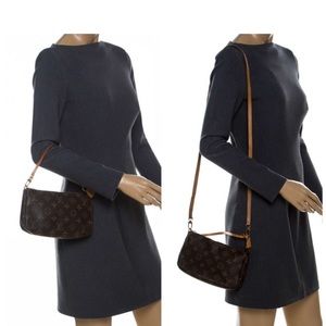 Authentic ❤️ Louis Vuitton Poschette Accessories Monogram Canvas